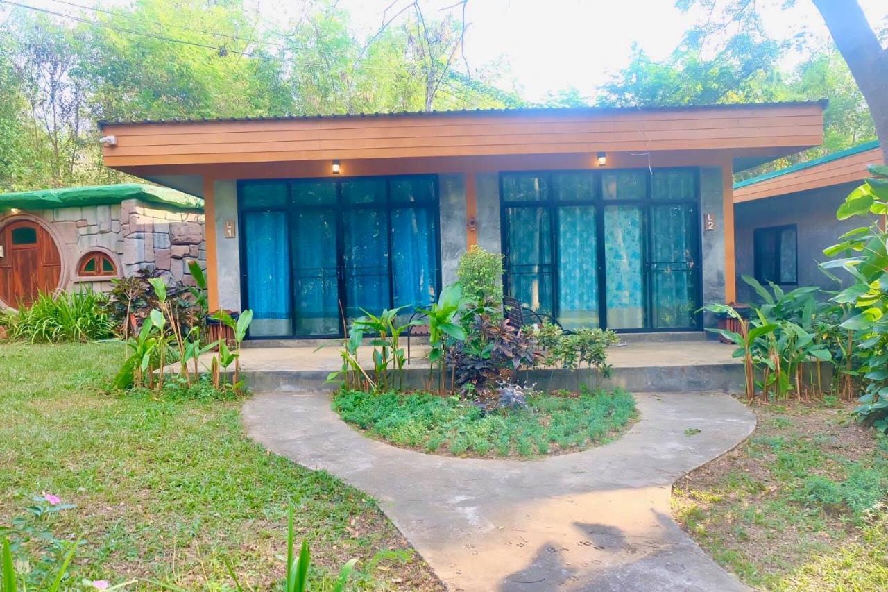 Alongkorn Farm And Resort Kaeng Kachan Buitenkant foto